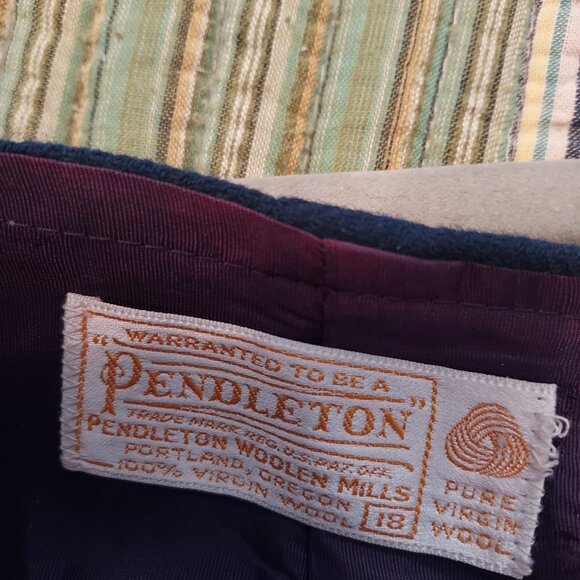 Wool Skirt - Picture 3 of 3